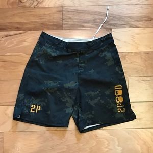 2pood Men’s Crossfit Shorts digital camo